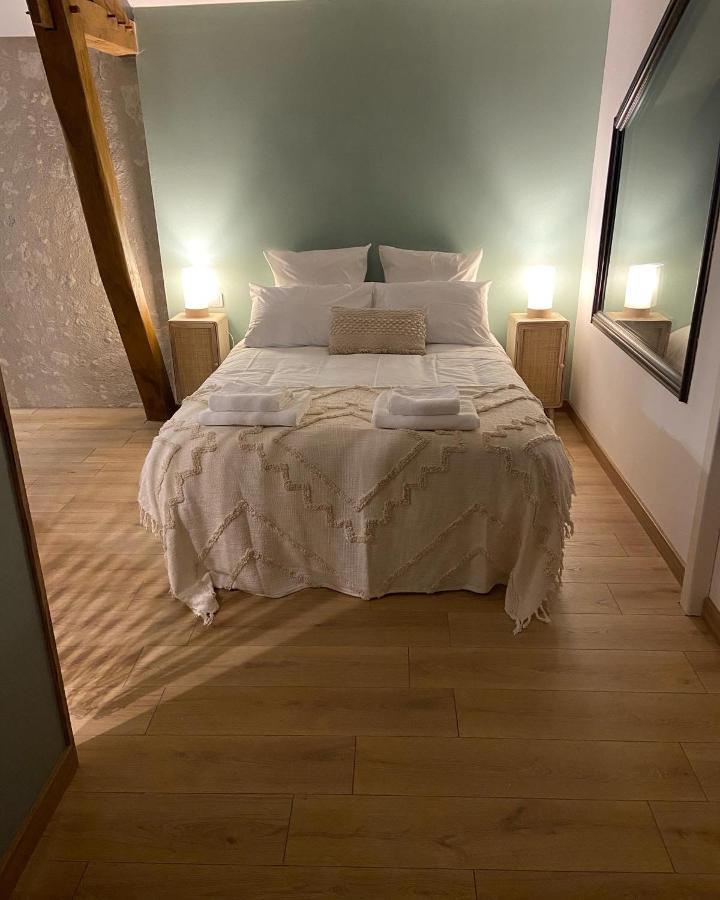La Charmeraie : Gite De Charme, Piscine Et Spa Thésée Екстериор снимка